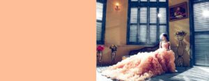 Votre mariage, au Florida Palace, à Marseille aux couleurs pantone de l'année 2024 : peach Fuzz : la couleur officielle et un exemple de robe de mariée aux couleurs pêche